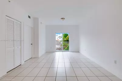 750 SW 2nd St, Miami, FL 33130 - Photo 17