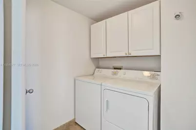 21205 Yacht Club Dr #2310, Aventura, FL 33180 - Photo 19