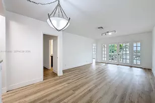 2424 SE 17th Causeway, Fort Lauderdale, FL 33316 - Photo 5