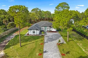 1687 19th St SW, Naples, FL 34 - Photo 5