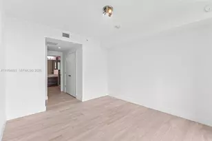 1080 Brickell Ave, Miami, FL 33131 - Photo 13