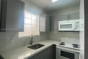 11350 SW 3rd St, Sweetwater, FL 33174 - Photo 7