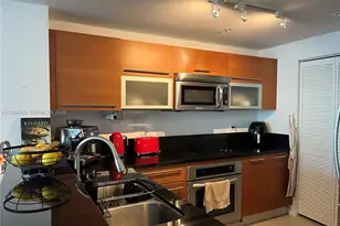 253 NE 2nd St, Miami, FL 33132 - Photo 1