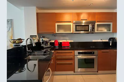 253 NE 2nd St #3104, Miami, FL 33132 - Photo 3