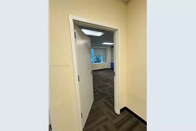 5959 Waterford District Dr #101, Miami, FL 33126 - Photo 11