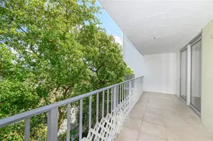 650 NE 64th St, Miami, FL 33138 - Photo 15