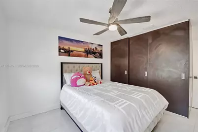 1367 Camellia Cir, Weston, FL 33326 - Photo 49