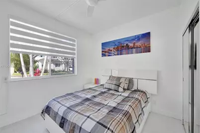 1367 Camellia Cir, Weston, FL 33326 - Photo 39