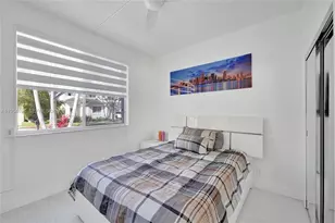 1367 Camellia Cir, Weston, FL 33326 - Photo 39