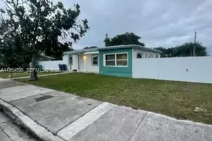 22020 115 Ct, Miami, FL 33170 - Photo 1