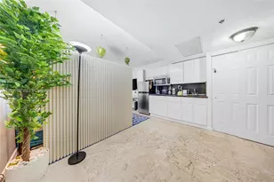 19201 Collins Ave, Sunny Isles Beach, FL 33160 - Photo 15