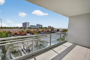 2950 NE 188th St, Aventura, FL 33180 - Photo 59