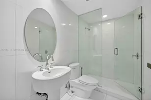 2950 NE 188th St, Aventura, FL 33180 - Photo 23