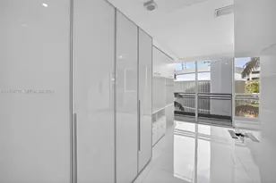 2950 NE 188th St, Aventura, FL 33180 - Photo 49