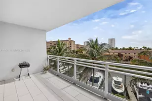 2950 NE 188th St, Aventura, FL 33180 - Photo 29