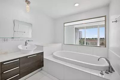 2950 NE 188th St #302, Aventura, FL 33180 - Photo 43