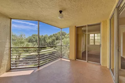 9520 Seagrape Dr #306, Davie, FL 33324 - Photo 3