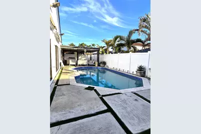 8122 NW 187th Ter #0, Hialeah, FL 33015 - Photo 17