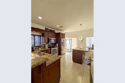 8122 NW 187th Ter #0, Hialeah, FL 33015 - Photo 11
