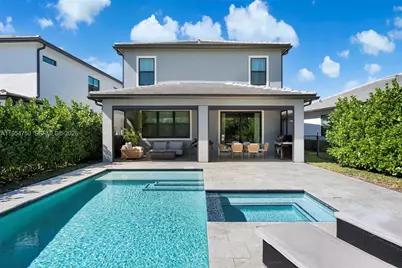 4642 W Pinehurst Trl W, Oakland Park, FL 33309 - Photo 5