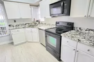 17286 Boca Club Blvd, Boca Raton, FL 33487 - Photo 7