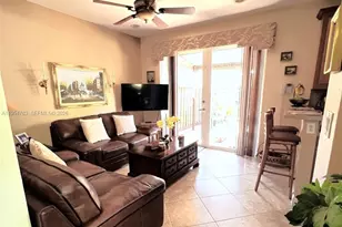 2499 SE 14th St, Homestead, FL 33035 - Photo 7