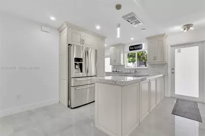 3605 NW 83rd Ave, Sunrise, FL 33351 - Photo 9