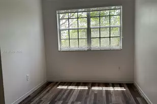 160 SW 117th Terrace, Pembroke Pines, FL 33025 - Photo 31