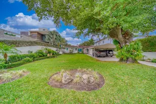 170 S Hibiscus Dr, Miami Beach, FL 33139 - Photo 9