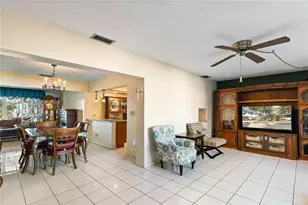 2201 NW 87th Ave, Pembroke Pines, FL 33024 - Photo 29