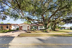 2201 NW 87th Ave, Pembroke Pines, FL 33024 - Photo 41