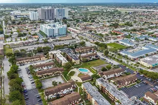 30 SW 108th Ave, Sweetwater, FL 33174 - Photo 25