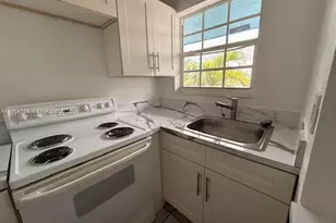 123 N 61st Ave, Hollywood, FL 33024 - Photo 3