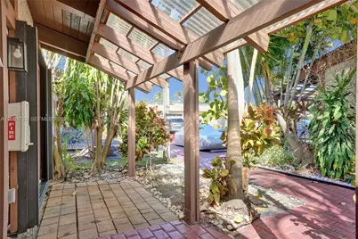 2619 S Parkview Dr, Hallandale Beach, FL 33009 - Photo 77