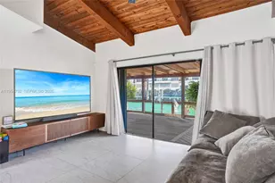 2619 S Parkview Dr, Hallandale Beach, FL 33009 - Photo 7