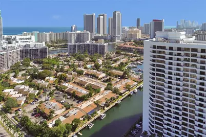 2619 S Parkview Dr, Hallandale Beach, FL 33009 - Photo 25