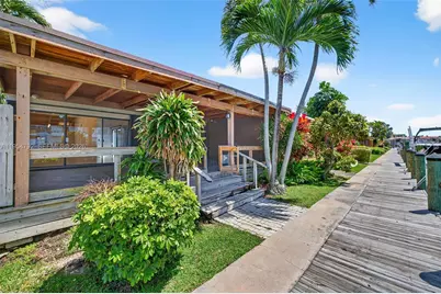2619 S Parkview Dr, Hallandale Beach, FL 33009 - Photo 63