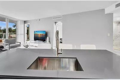 9821 E Bay Harbor Dr #302, Bay Harbor Islands, FL 33154 - Photo 7