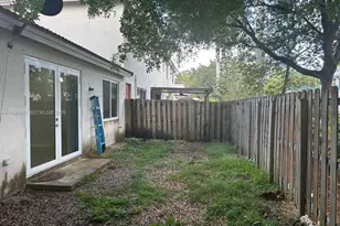 4295 NE 10th Ct, Homestead, FL 33033 - Photo 17