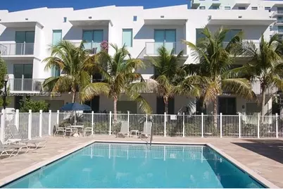 2130 Van Buren St #203, Hollywood, FL 33020 - Photo 17