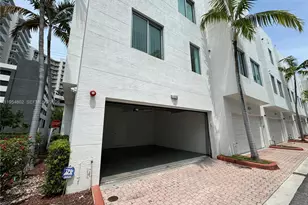 2130 Van Buren St, Hollywood, FL 33020 - Photo 11