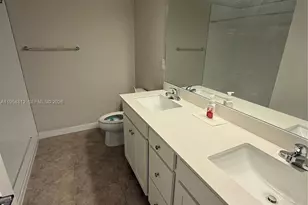 585 NW 11th Ave, Florida City, FL 33034 - Photo 23