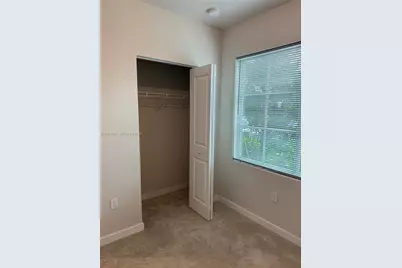 585 NW 11th Ave, Florida City, FL 33034 - Photo 3