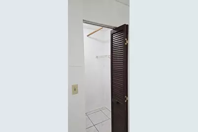 6899 Pembroke Rd #1, Pembroke Pines, FL 33023 - Photo 9