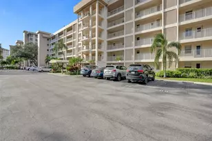 2651 S Course Dr, Pompano Beach, FL 33069 - Photo 31