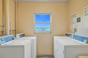 2651 S Course Dr, Pompano Beach, FL 33069 - Photo 29