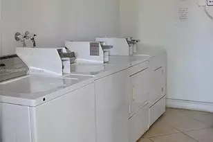 4061 N Dixie Hwy, Oakland Park, FL 33334 - Photo 35