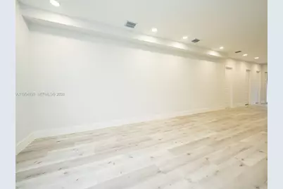 1221 NW 75th St, Miami, FL 33147 - Photo 13