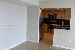 13155 Ixora Ct, North Miami, FL 33181 - Photo 3