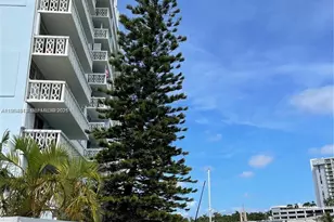 13155 Ixora Ct, North Miami, FL 33181 - Photo 19